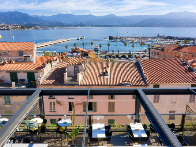 1 nuit avec spa au cœur de la cité Impériale à l’hôtel Fesch & Spa *** à Ajaccio