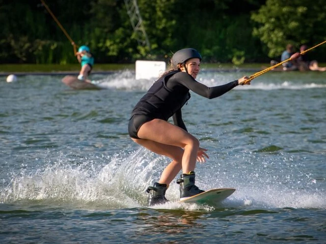 1 leçon de ski nautique/wakeboard avec Waterplay Campomoro