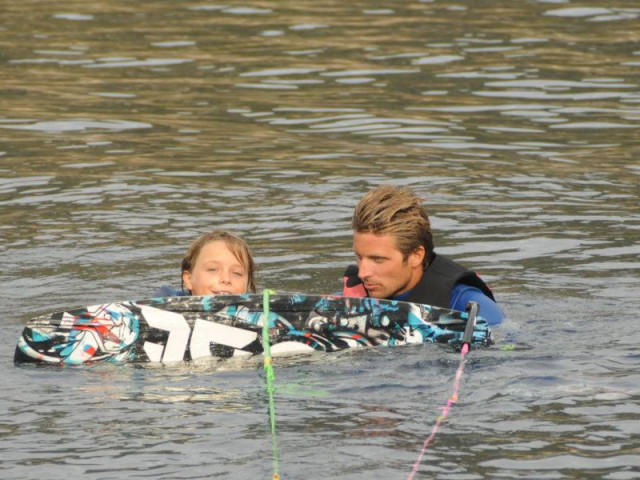 1 leçon de ski nautique/wakeboard avec Waterplay Campomoro