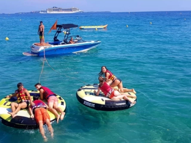 Bouée tractée pour 2 personnes avec Waterplay Campomoro