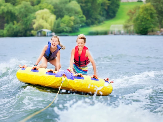 Bouée tractée pour 2 personnes avec Waterplay Campomoro
