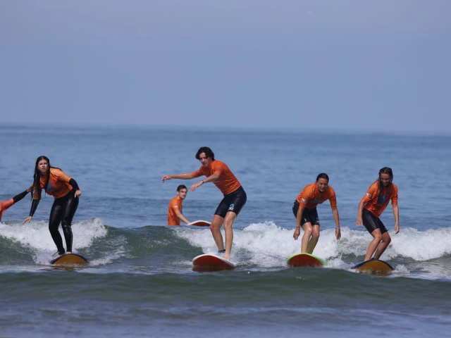 1 leçon particulière de surf avec Waterplay Campomoro