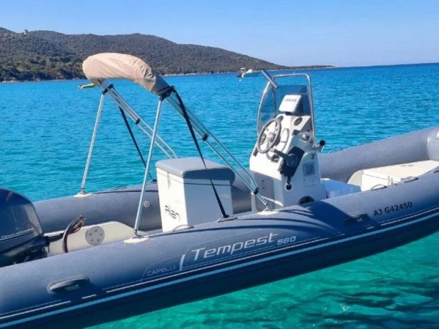 1 demi journée en bateau avec Waterplay Campomoro