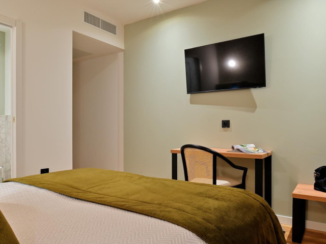 1 nuit à Hôtel Les Roches *** à Sartène