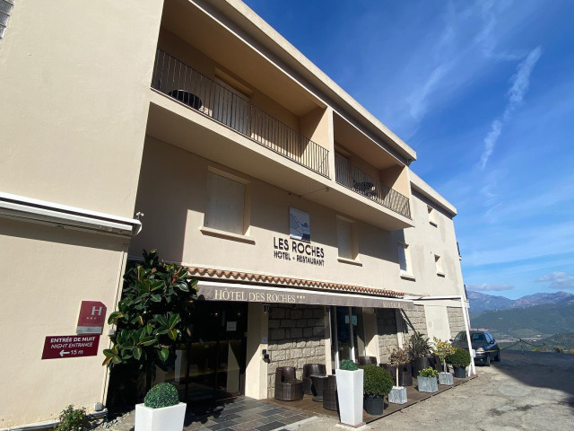 1 nuit à Hôtel Les Roches *** à Sartène