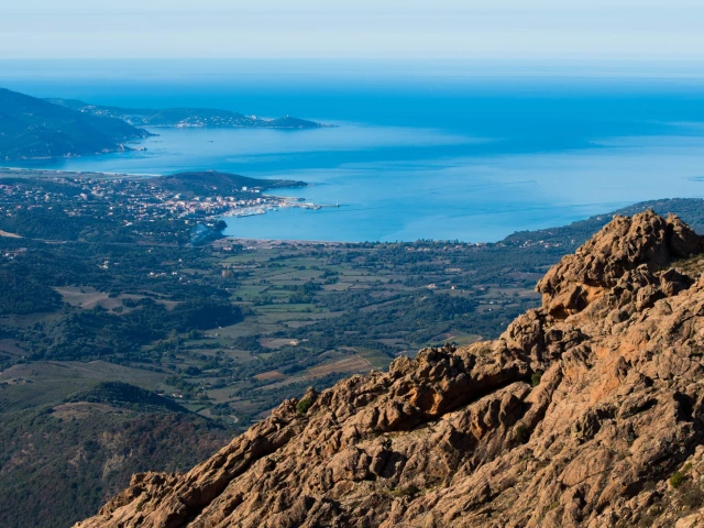 Promenade dans le golfe du Valinco avec Waterplay Promenades à Campomoro