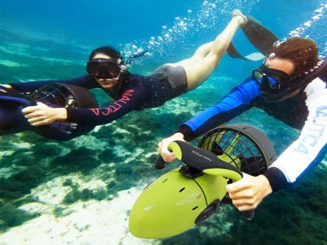 Promenade le Grand Tour + tour de scooter marin avec Waterplay Promenades