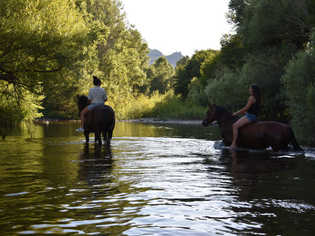 Balade à cheval avec I Chjassi di l'Altagna à Sartène
