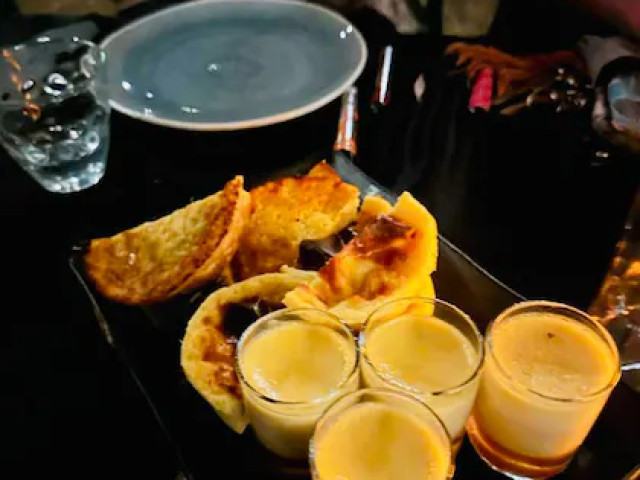 Visite et repas dans une exploitation de brebis dans la plaine du Reginu avec Kiffemu