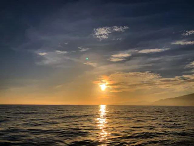 Balade en bateau de 2h au coucher de soleil à Ajaccio avec Kiffemu