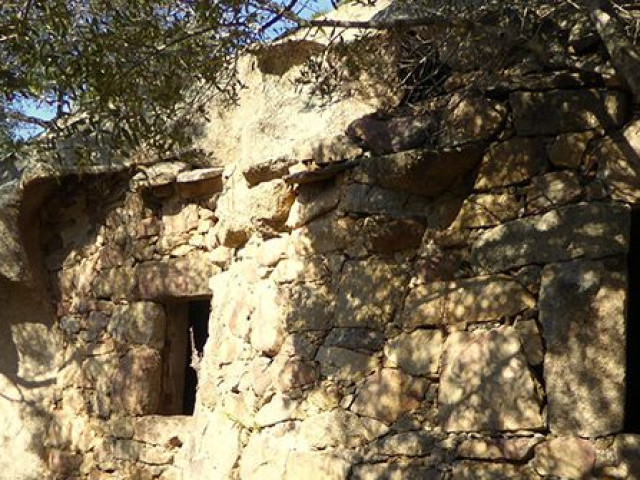 Balade à cheval à la demi journée sur le littoral à Sartène avec Kiffemu