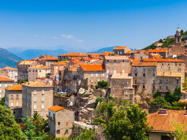 Balade à cheval de 3h30 sur un site préhistorique à Sartène avec Kiffemu