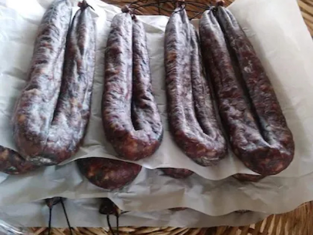 Balade et repas à la ferme dans une châtaigneraie à Murato avec Kiffemu