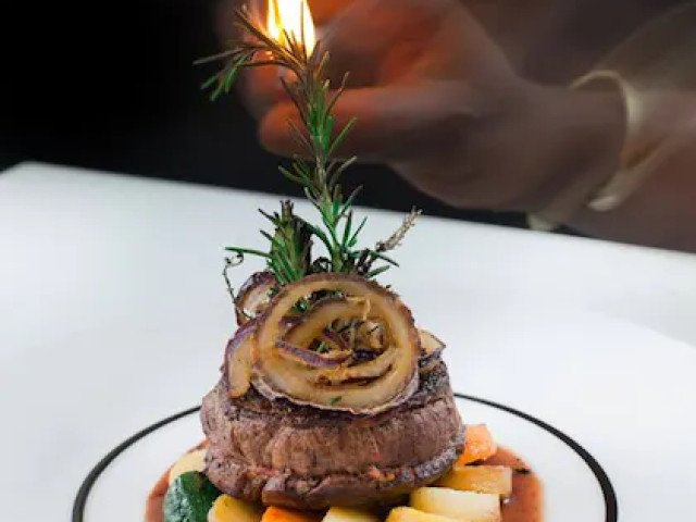 Dîner à la cave d'un hôtel**** à Bonifacio avec Kiffemu