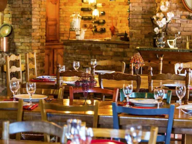 1 nuit en basse saison dans une ferme auberge à Figari avec Kiffemu