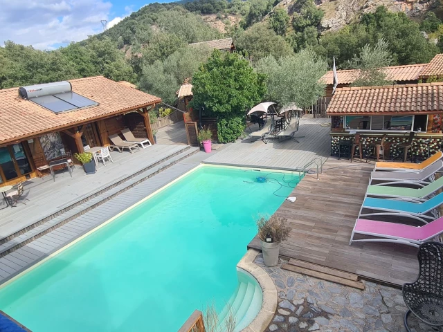 1 nuit avec petit déjeuner dans une cabane perchée à Francardo avec Kiffemu