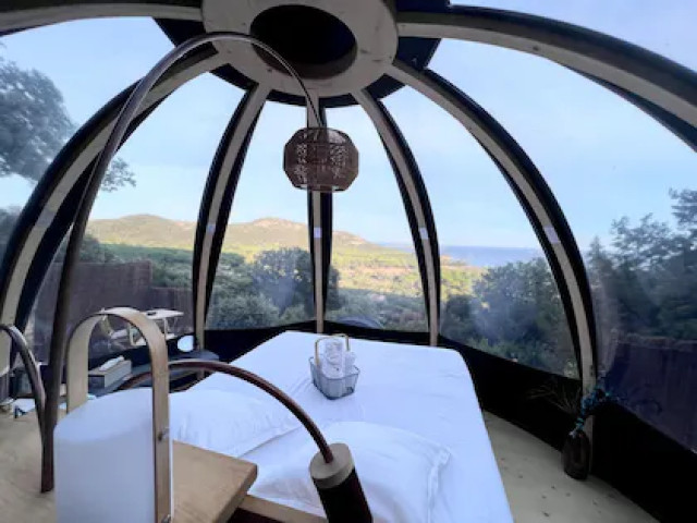 1 nuit dans une bulle transparente à Palombaggia avec Kiffemu