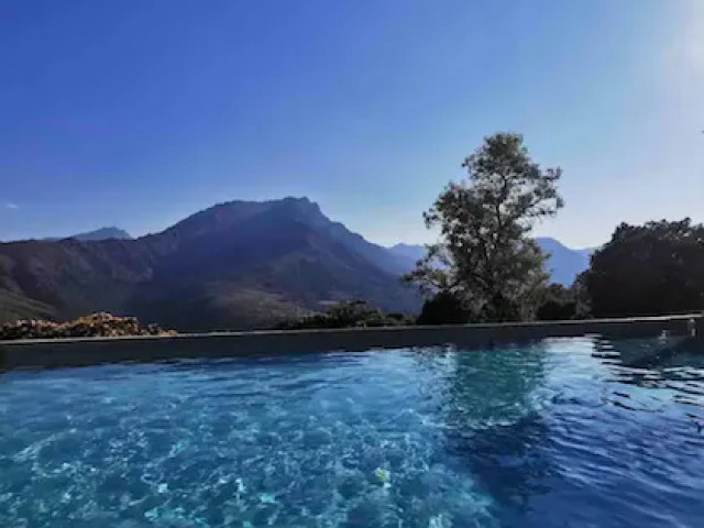 1 nuit dans une tente Lodge avec petit déjeuner à Vallica avec Kiffemu