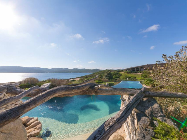 Massage dans un hôtel**** à Bonifacio avec Kiffemu