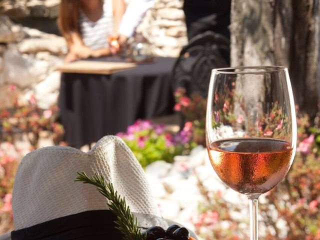 Soin de 60 min dans un hôtel**** à Bonifacio avec Kiffemu