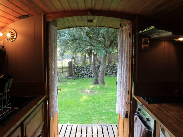 1 nuit dans une roulotte de 2 à 4 personnes à Moltifao avec Kiffemu