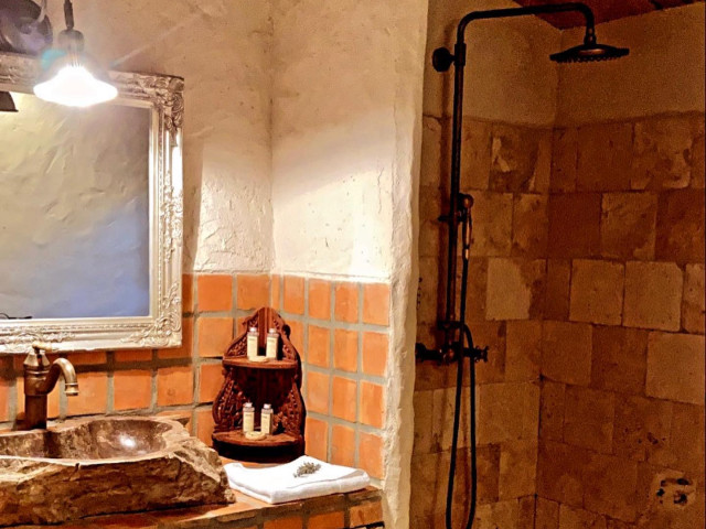 1 nuit en bergerie dans la vallée de l'Ortolo à l'auberge U Sirenu à Sartène