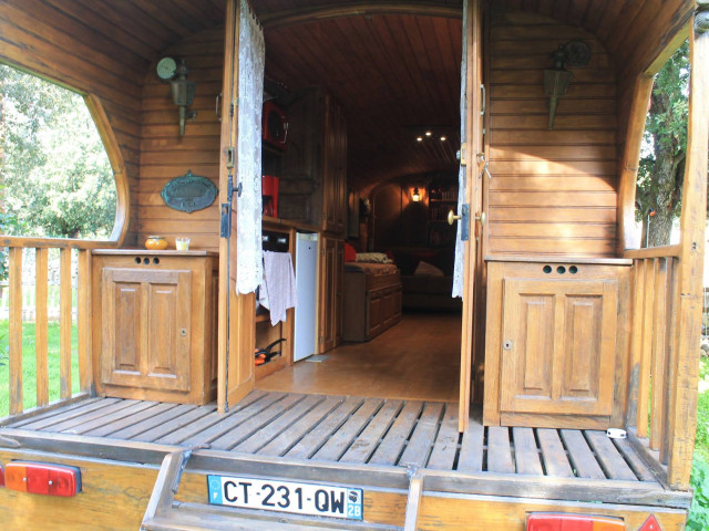 2 nuits dans une roulotte de 2 à 4 personnes à Moltifao avec Kiffemu