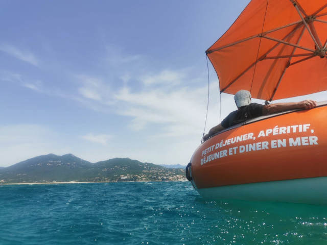 Bateau rond grill pour 9 personnes à Propriano avec Kiffemu