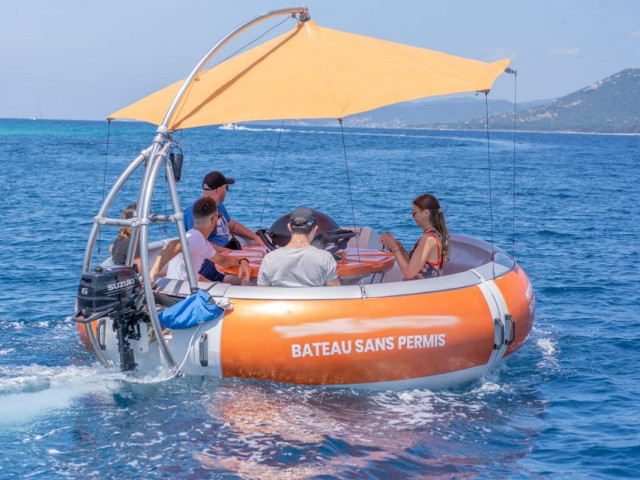 Bateau rond grill pour 9 personnes à Propriano avec Kiffemu