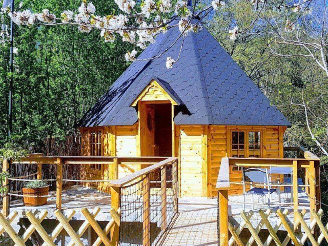 1 nuit dans une exploitation de miel à Venaco avec Kiffemu