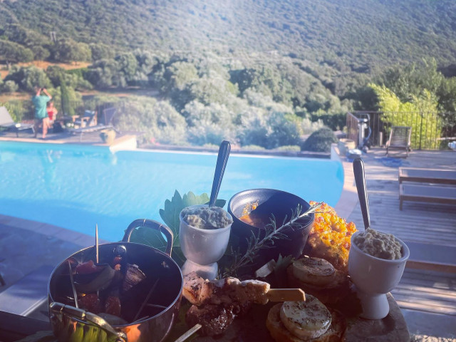 2 nuits en bergerie dans la vallée de l'Ortolo à l'auberge U Sirenu à Sartène