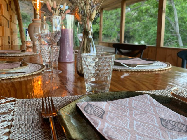 1 nuit dans une cabane dans les arbres en Castagniccia avec Kiffemu