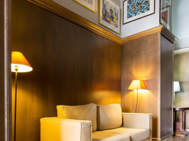 1 nuit en centre ville à l'hôtel Les Voyageurs *** à Bastia