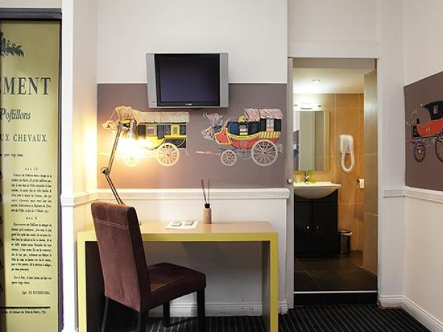 1 nuit en centre ville à l'hôtel Les Voyageurs *** à Bastia