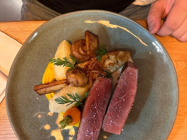 Repas fait maison à U Fornu à Calvi