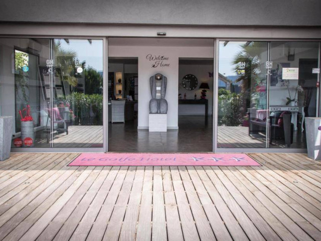 2 nuits en chambre supérieure au Golfe Hôtel *** à Porto Vecchio