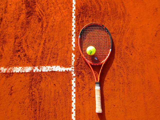 2 cours de 1h30 de tennis avec Théo Boses à Ajaccio