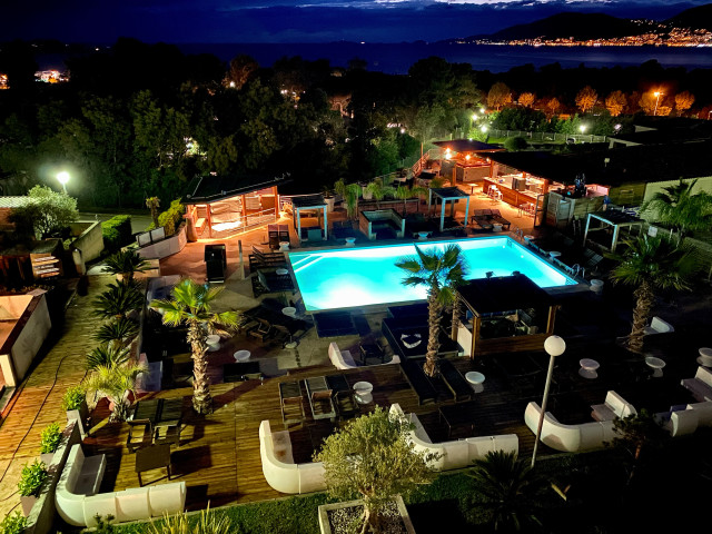 1 nuit en suite au Bella Vista à Porticcio