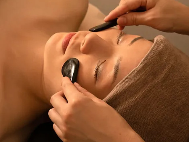 Massage dos nuque cuir chevelu 45 min à Istellia à Poggio-Mezzana