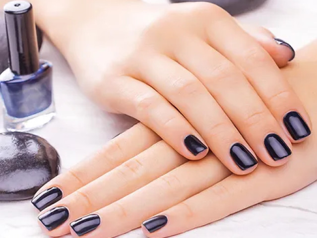 Massage dos nuque cuir chevelu 45 min à Istellia à Poggio-Mezzana