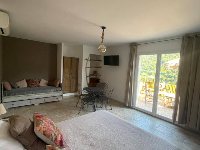 2 nuits en chambre d'hôte au Domaine U Bugnu à Vico