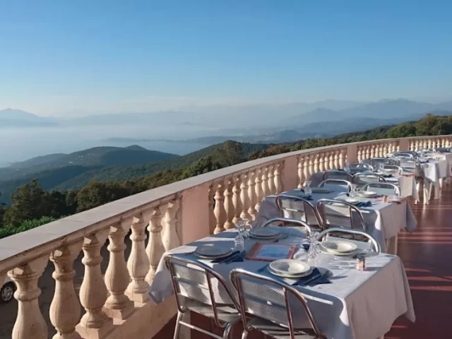 1 nuit en chambre double au Belvédère à Coti-Chiavari