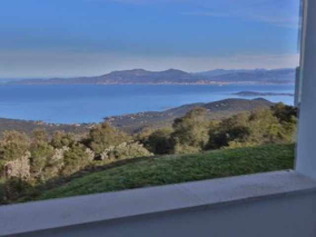 1 nuit avec un repas de spécialités au Belvédère à Coti-Chiavari