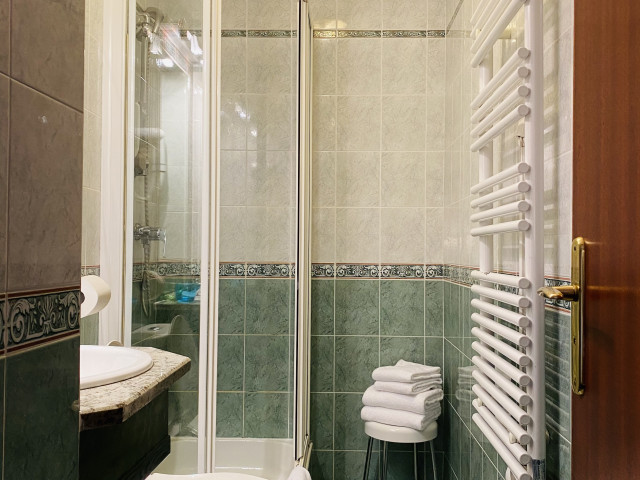 1 nuit en chambre luxe à l'hôtel L'Atrachjata *** à Aléria