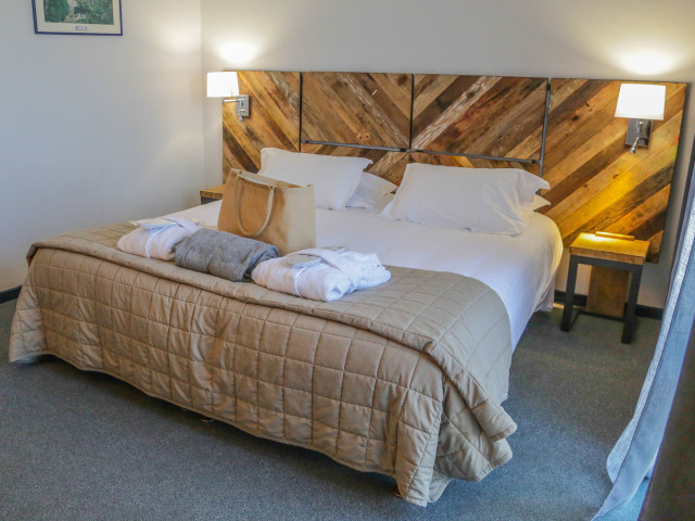 1 nuit en chambre luxe à l'hôtel L'Atrachjata *** à Aléria