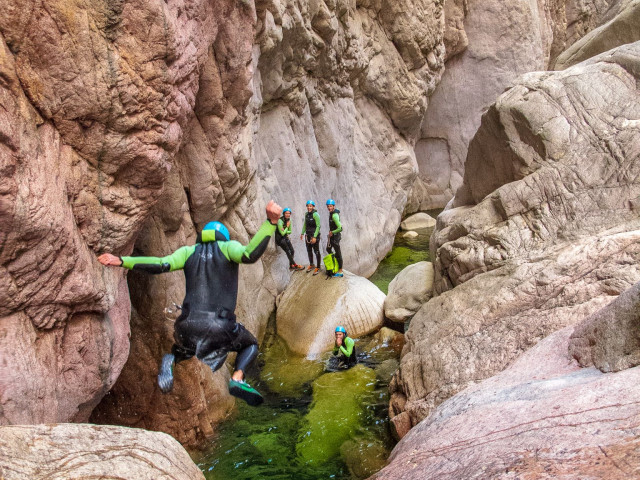 Canyoning de la Vacca avec Corsica Canyon