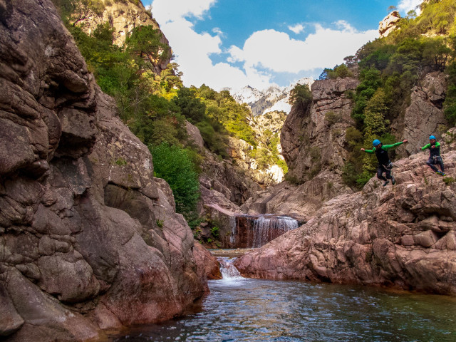 Canyoning de la Vacca avec Corsica Canyon