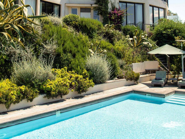 1 nuit en Suite Junior à l'Hostellerie du Moulin des Oliviers ***** & accès au Spa by Clarins à Olmeto plage