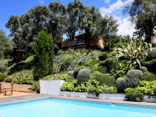 1 nuit en Suite Junior à l'Hostellerie du Moulin des Oliviers ***** & accès au Spa by Clarins à Olmeto plage