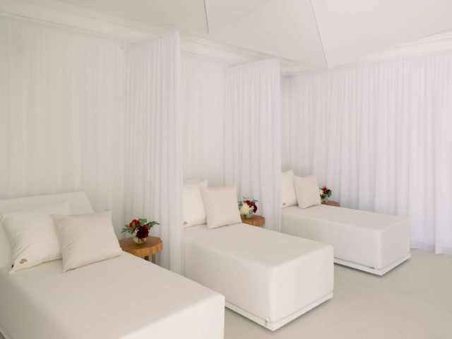 1 nuit en Suite Junior à l'Hostellerie du Moulin des Oliviers ***** & accès au Spa by Clarins à Olmeto plage